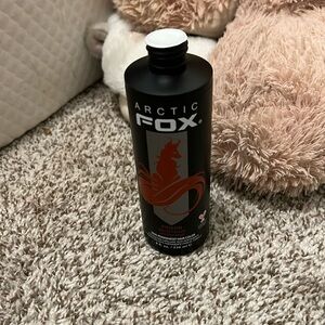 Arctic fox poison red hair dye